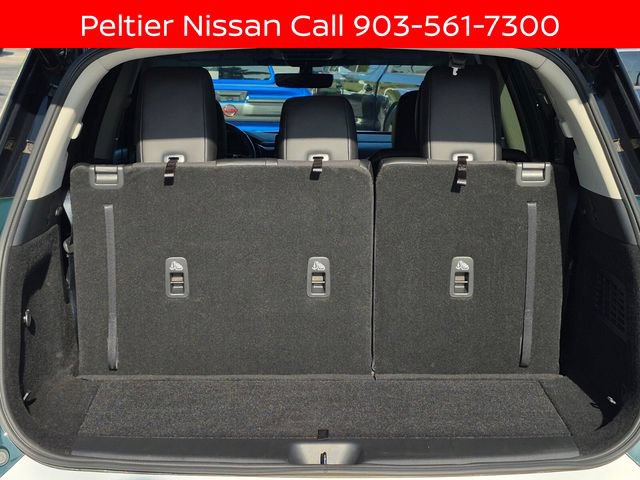 Certified 2024 Nissan Pathfinder SL w/ SL Premium Package FWD image 9