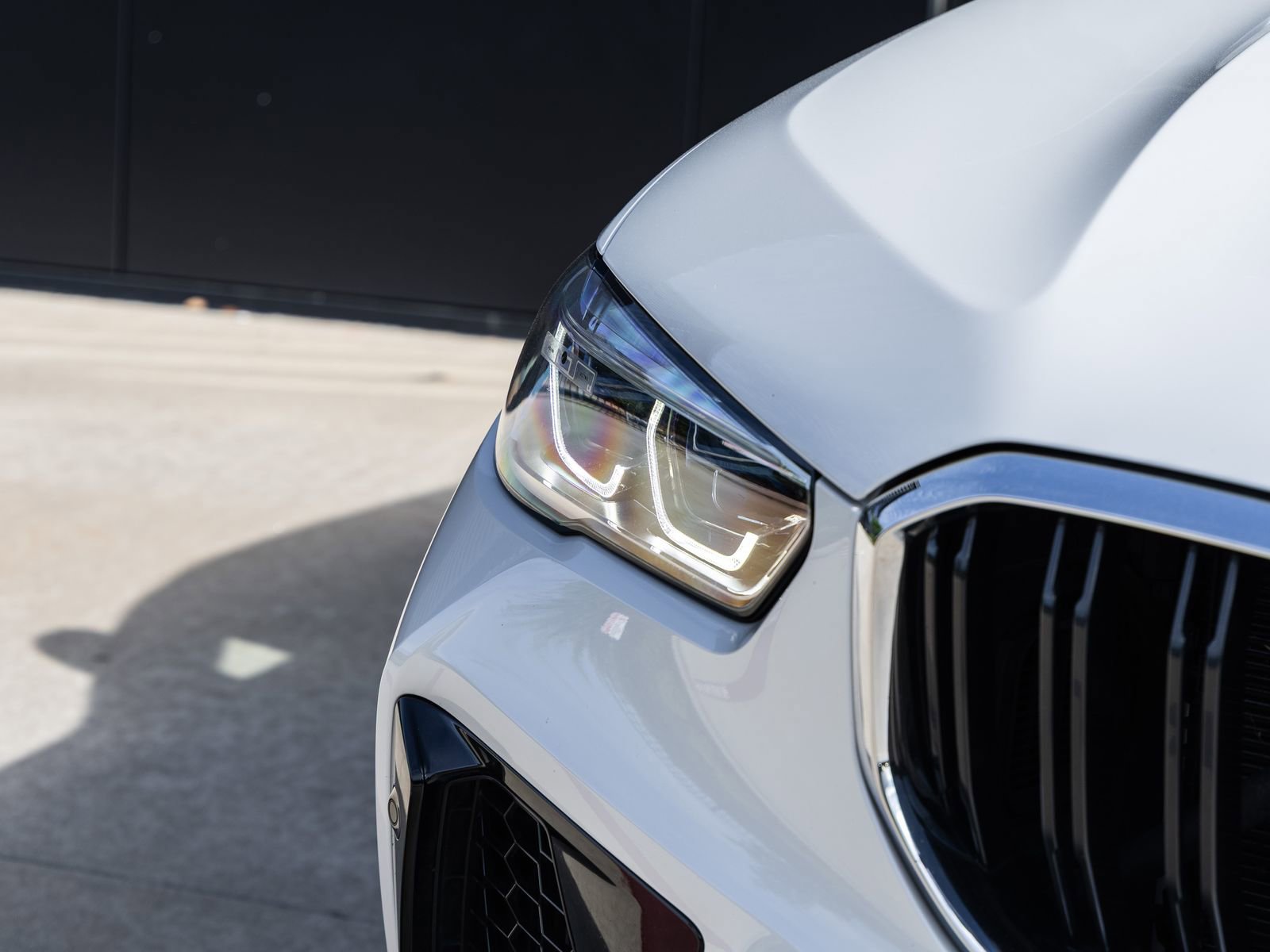 Used 2022 BMW X5 M w/ Executive Package image 16