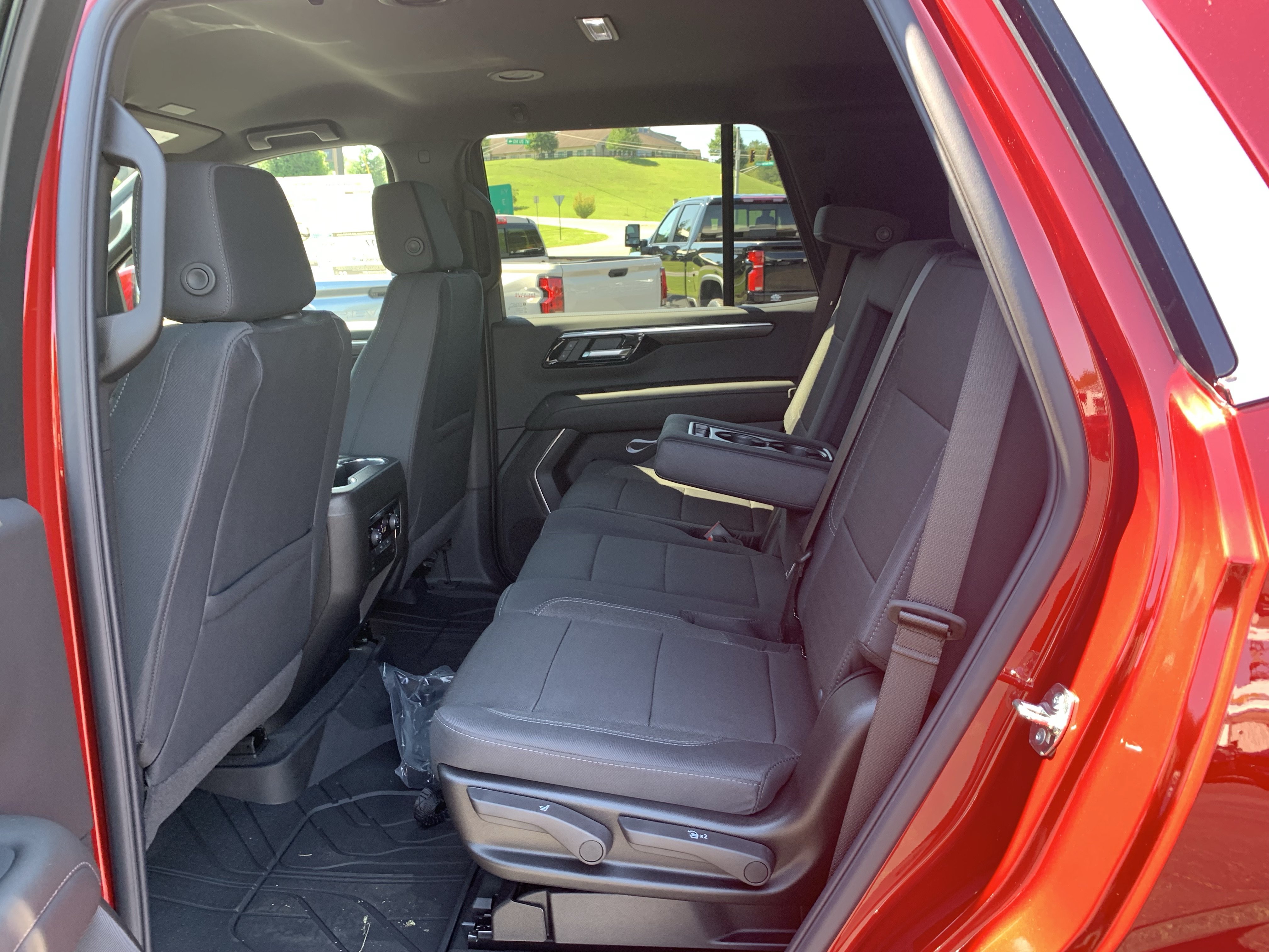 New 2026 Chevrolet Tahoe LS AWD/4WD image 17
