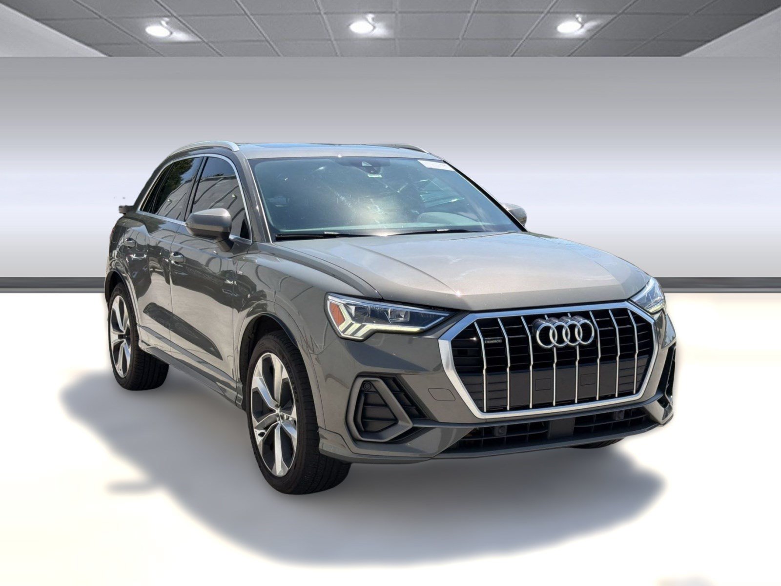 Used 2020 Audi Q3 2.0T Premium Plus AWD/4WD image 7
