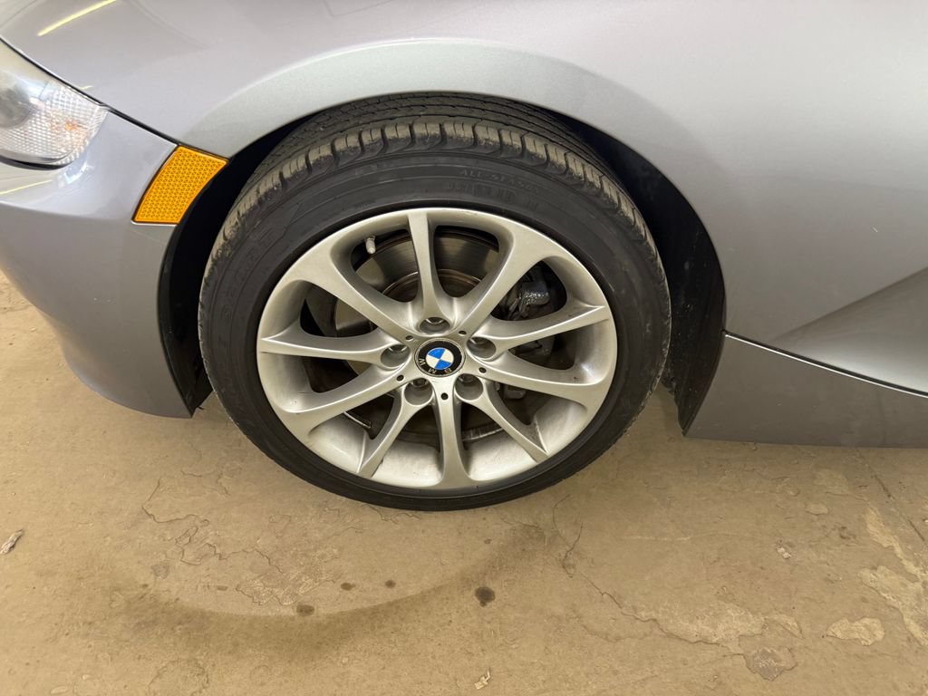 Used 2007 BMW Z4 3.0i RWD image 25