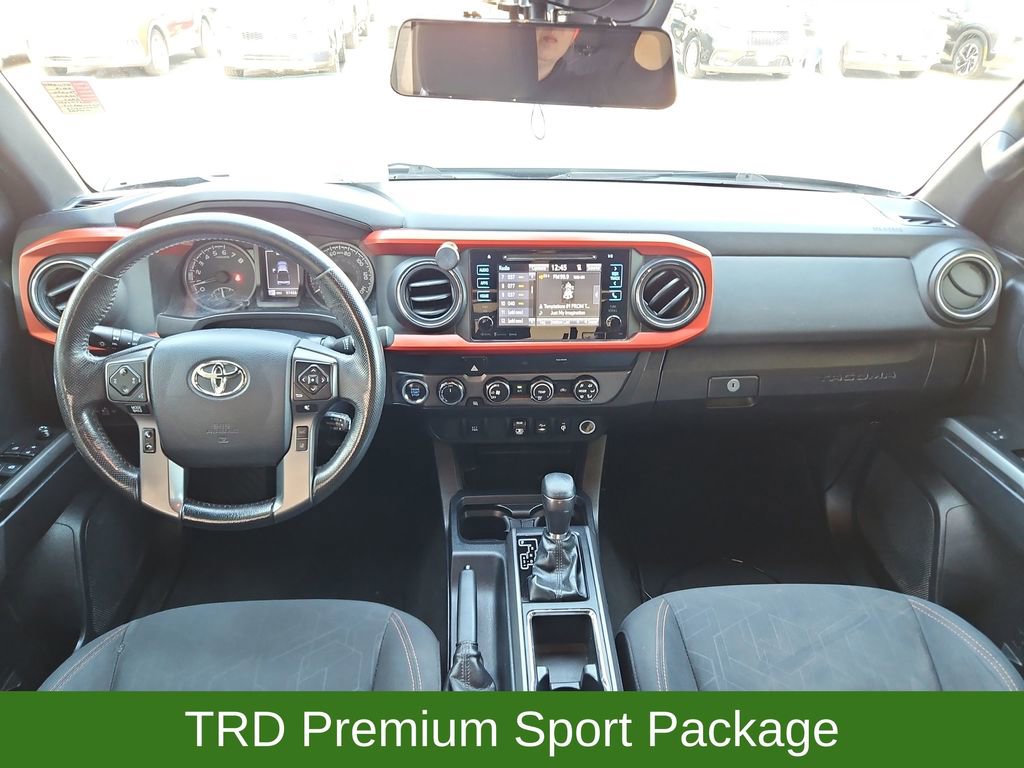 Used 2019 Toyota Tacoma TRD Sport image 9