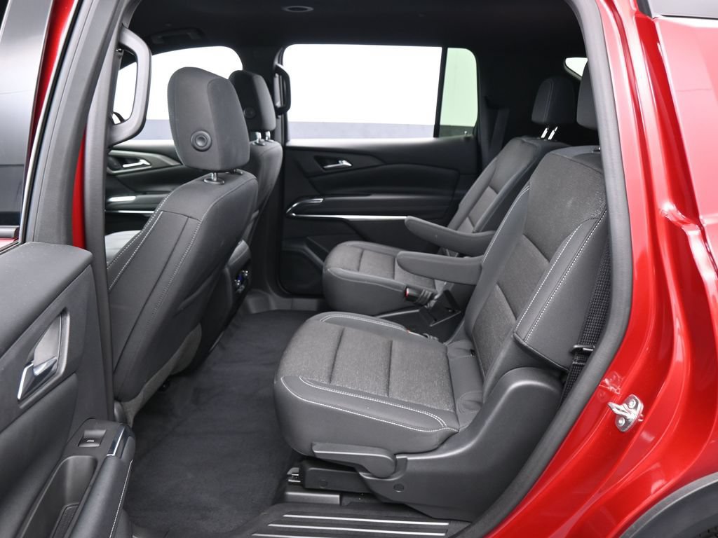 Used 2024 Chevrolet Traverse LT FWD image 33
