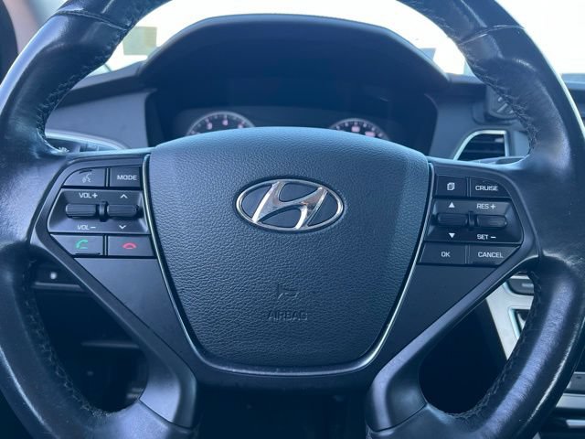 Used 2017 Hyundai Sonata Sport w/ Value Edition Package 02 FWD image 18