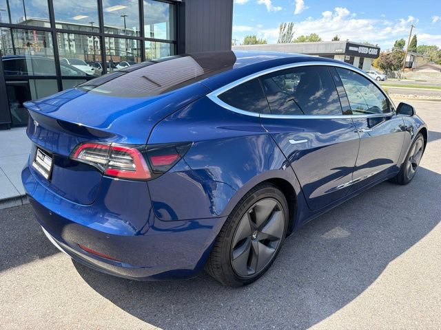 Used 2018 Tesla Model 3 Long Range RWD image 9