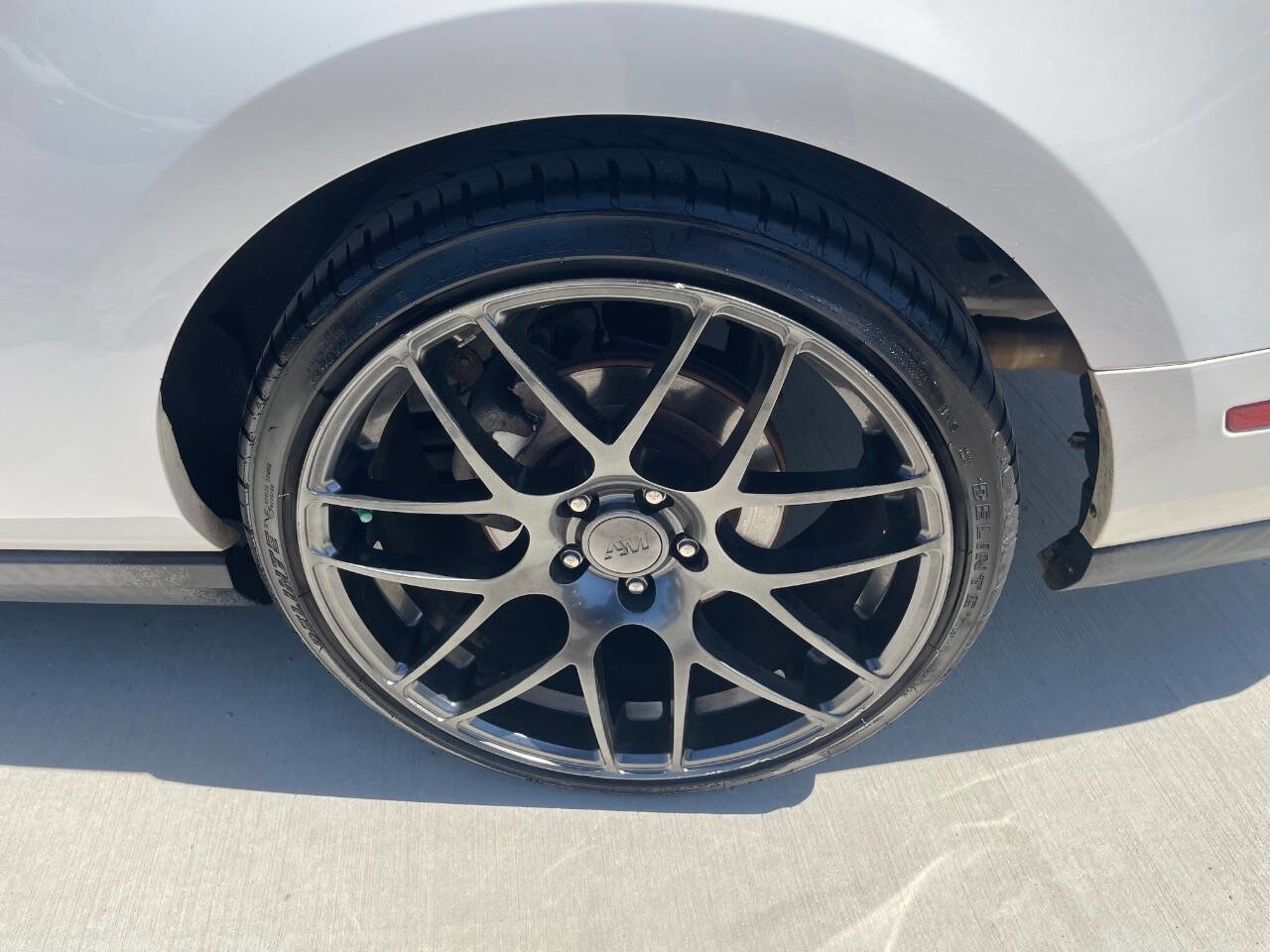 Used 2010 Ford Mustang GT Premium RWD image 19