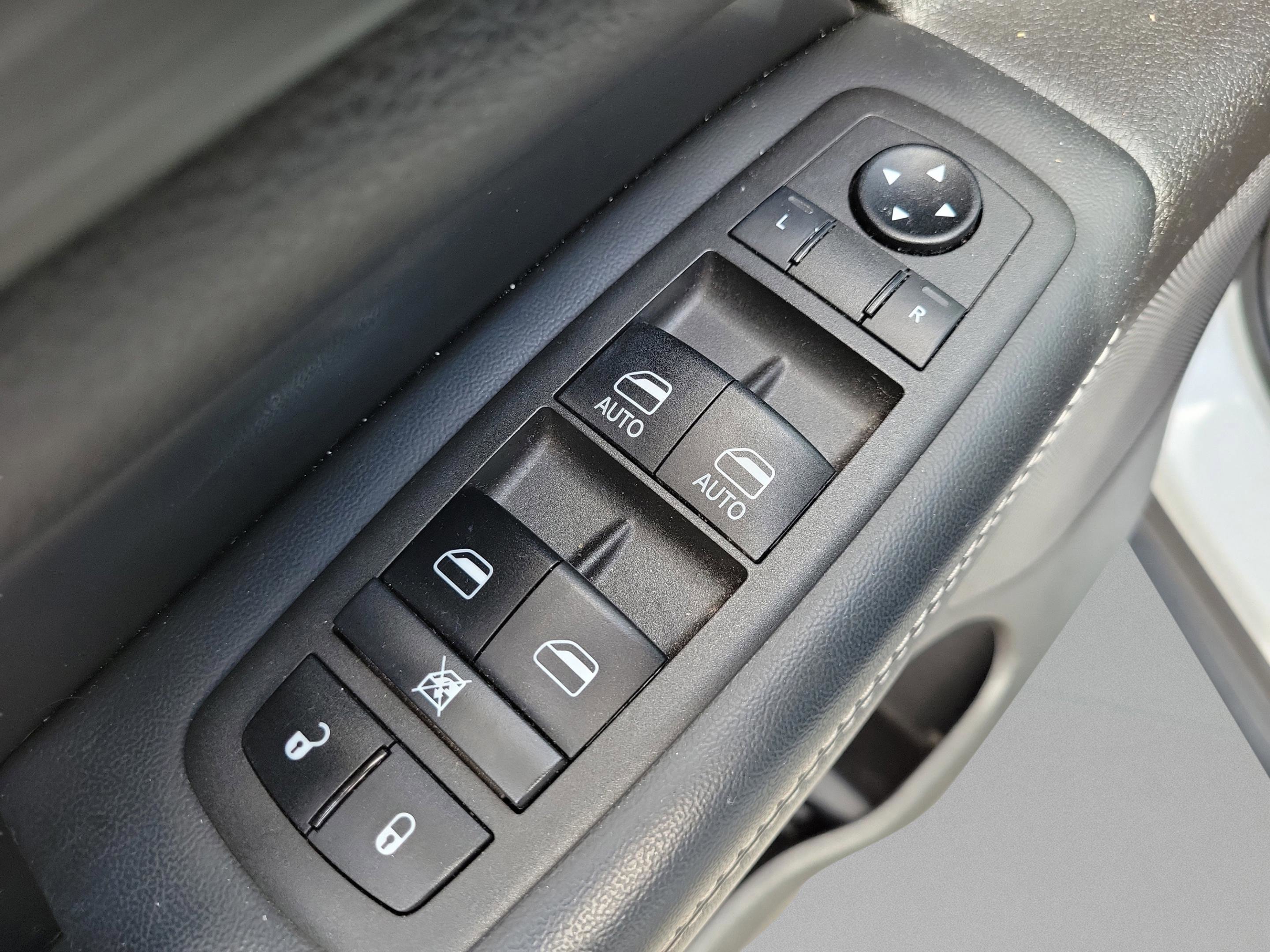 Certified 2021 Jeep Grand Cherokee Freedom Edition AWD/4WD image 13