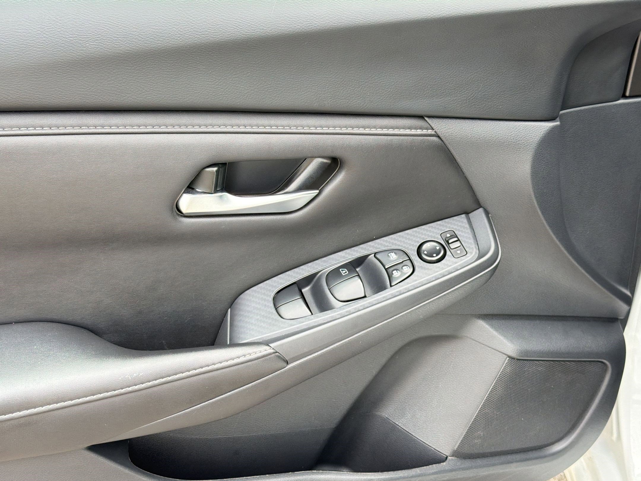 Used 2024 Nissan Sentra SV image 13