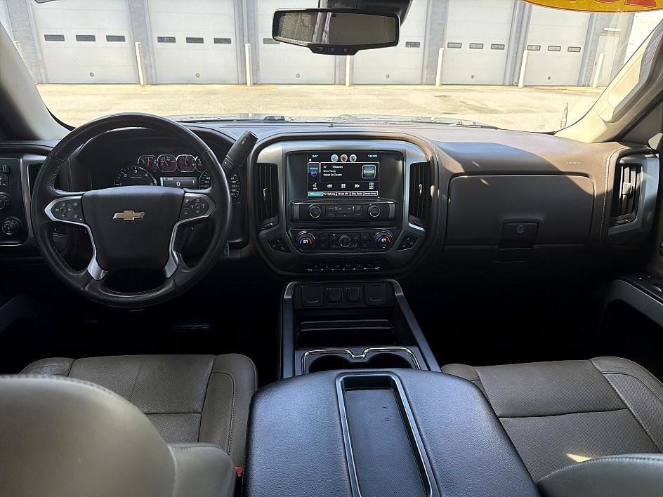 Used 2015 Chevrolet Silverado 1500 LTZ Z71 w/ LTZ Plus Package image 19