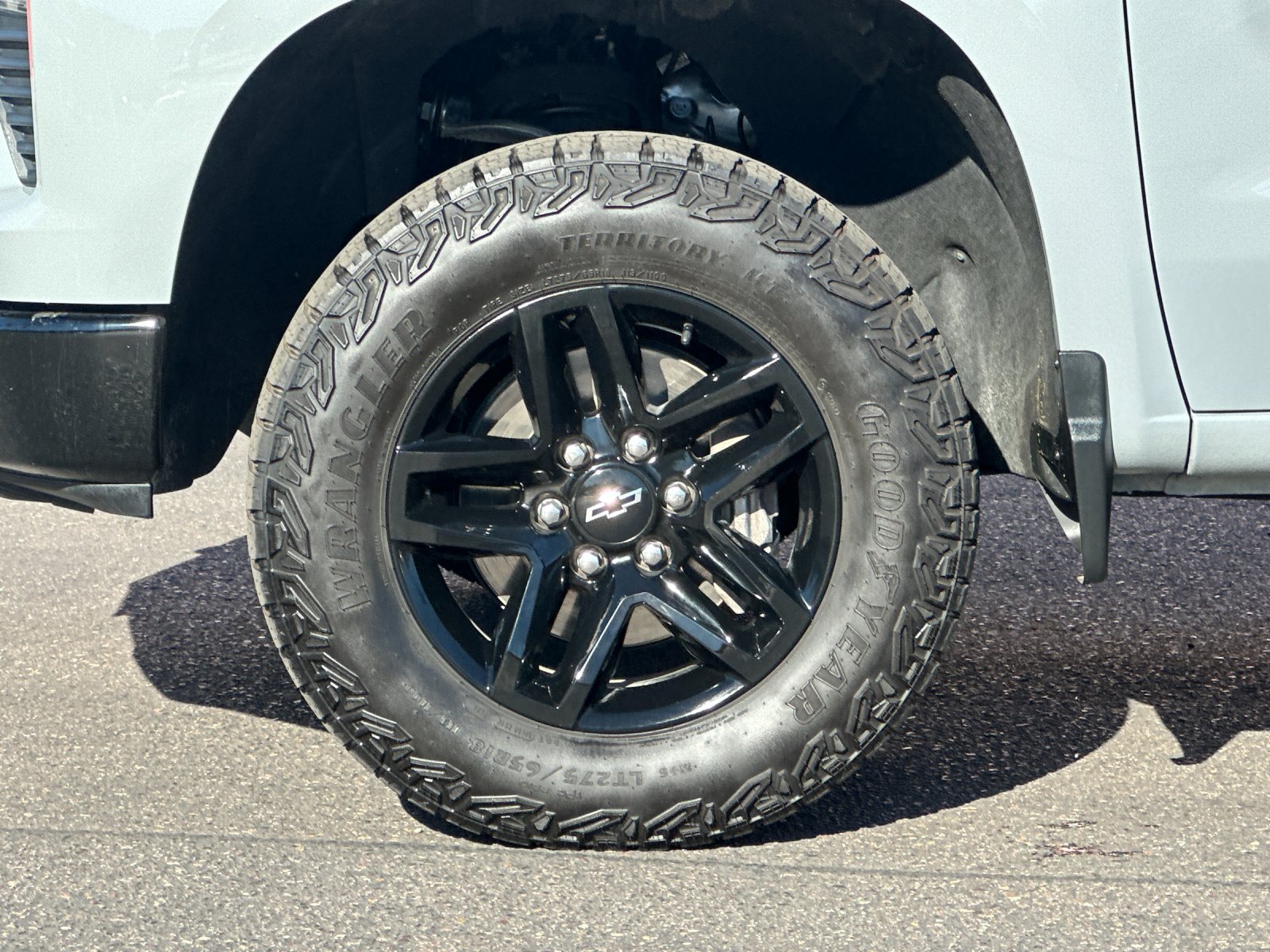 Used 2024 Chevrolet Silverado 1500 LT Trail Boss w/ LT Trail Boss Premium Package AWD/4WD image 23
