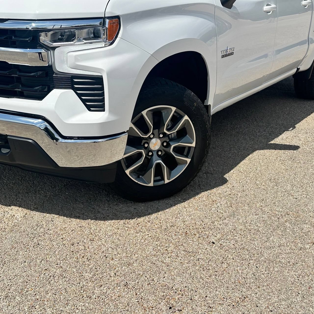 New 2026 Chevrolet Silverado 1500 LT w/ Texas Edition Plus AWD/4WD image 2