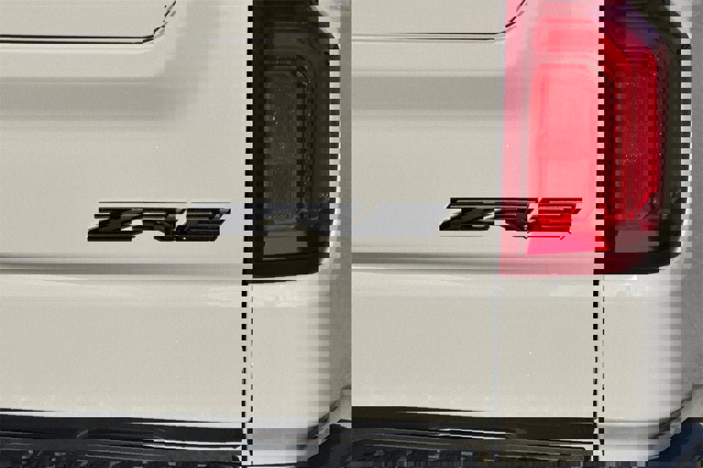 New 2026 Chevrolet Silverado 1500 ZR2 w/ Dark Appearance Package image 26