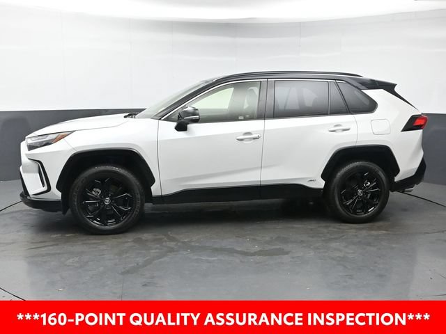 Used 2023 Toyota RAV4 XSE AWD/4WD image 2