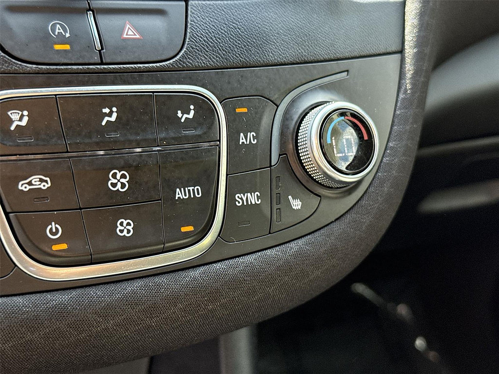 Used 2025 Chevrolet Malibu LT FWD image 35
