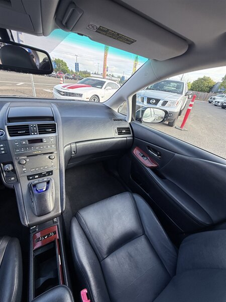 Used 2010 Lexus HS 250h Premium FWD image 24