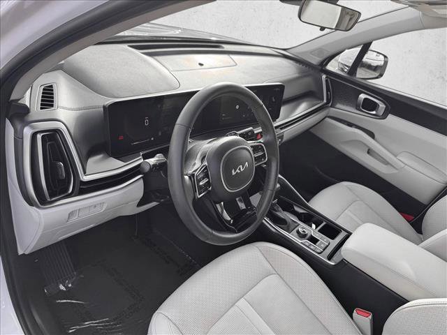 Used 2024 Kia Sorento S w/ Panoramic Sunroof Package image 12