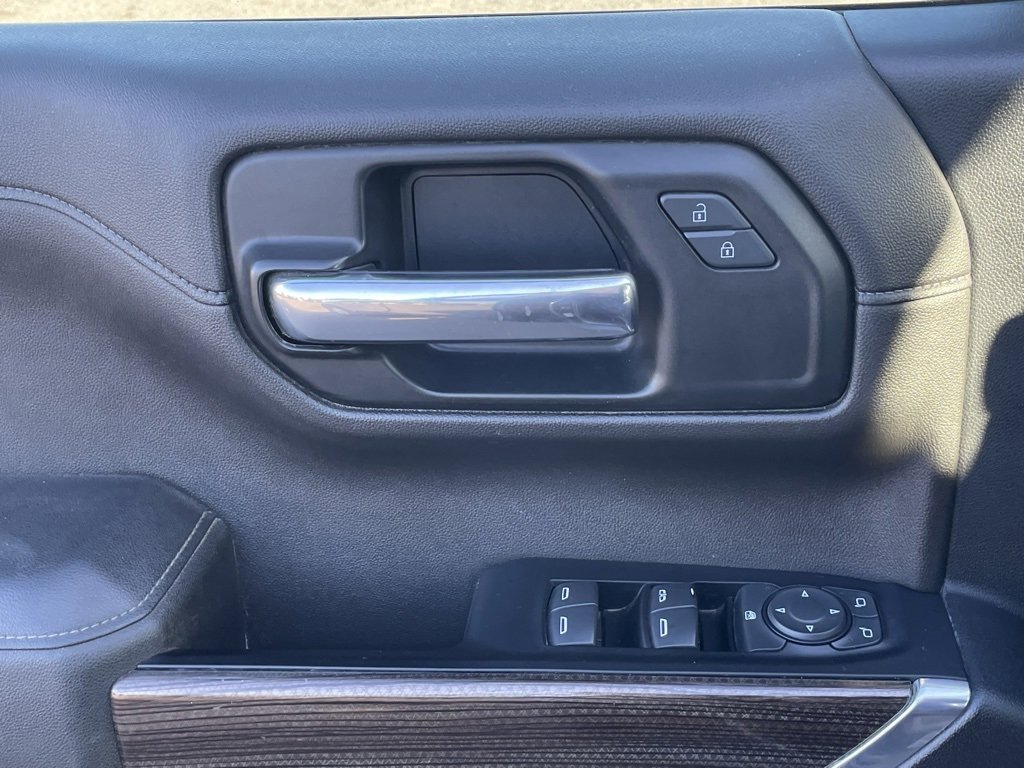 Used 2019 Chevrolet Silverado 1500 LT w/ Texas Edition image 21