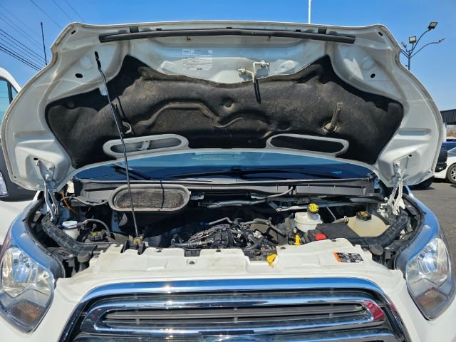 Used 2018 Ford Transit 350 XLT image 25