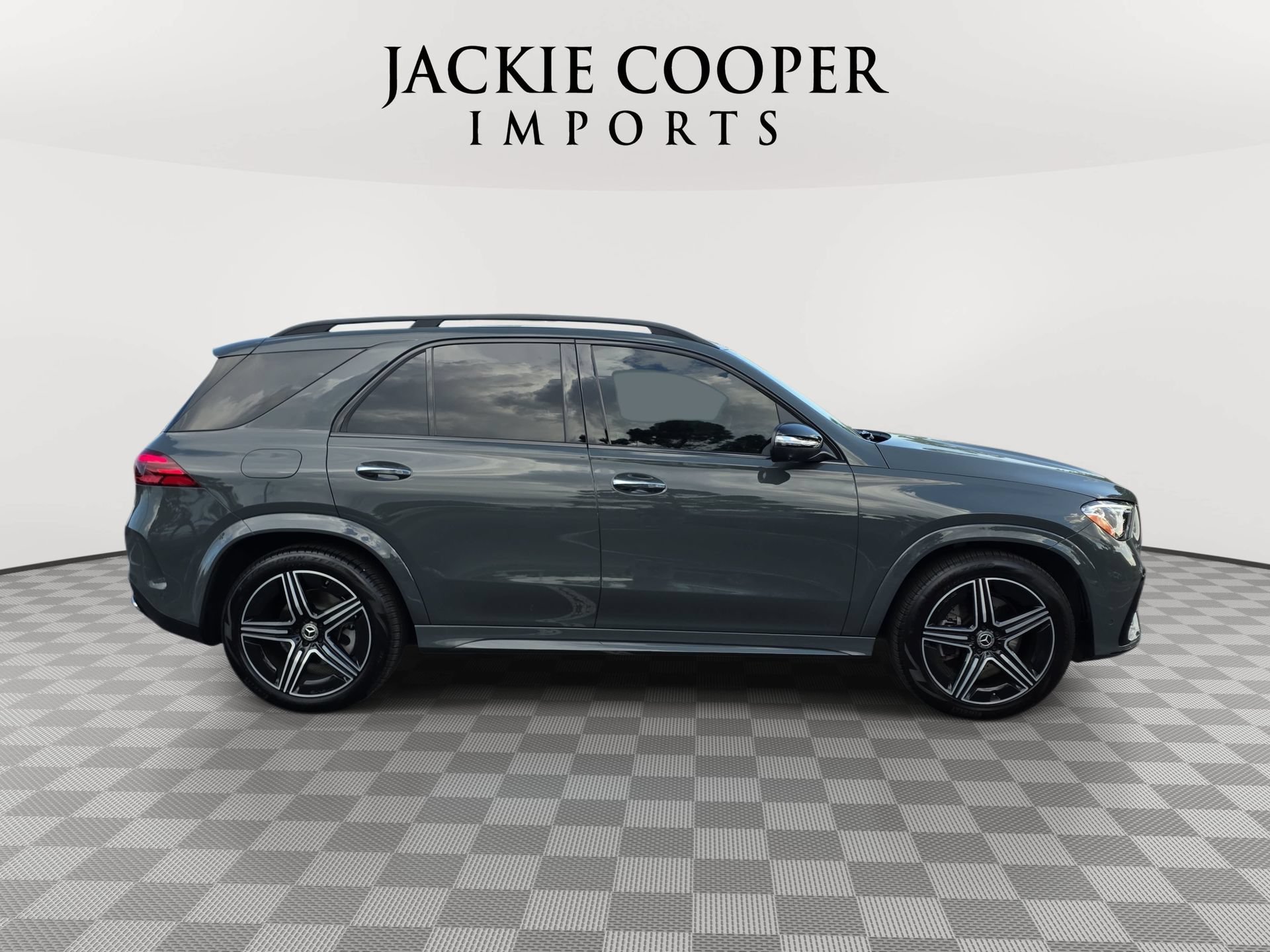 Certified 2026 Mercedes-Benz GLE 450 4MATIC image 4