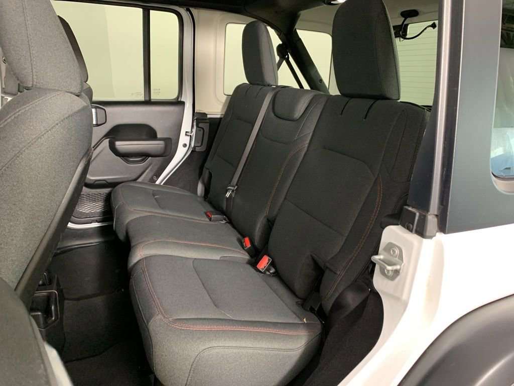 Used 2025 Jeep Wrangler Unlimited Rubicon image 30