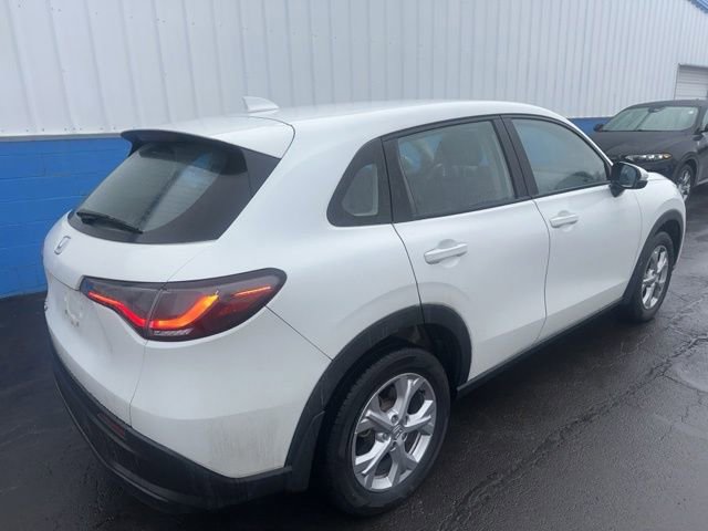 Used 2023 Honda HR-V LX image 7