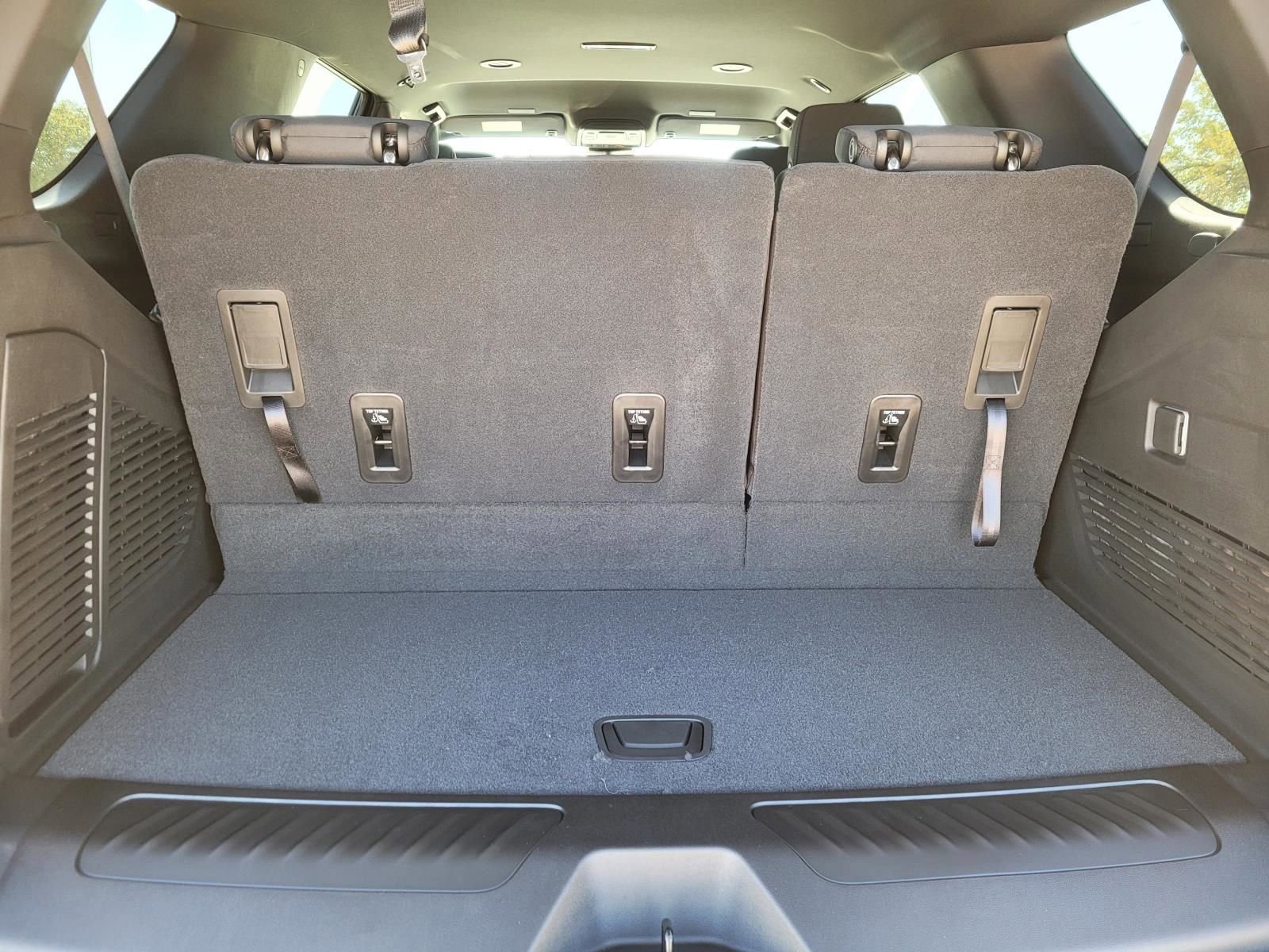 New 2026 Chevrolet Tahoe LS image 7