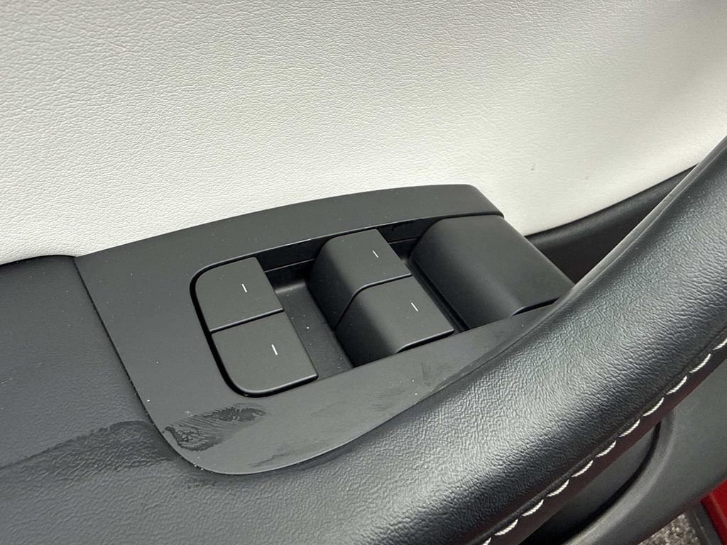 Used 2022 Tesla Model Y Long Range image 20