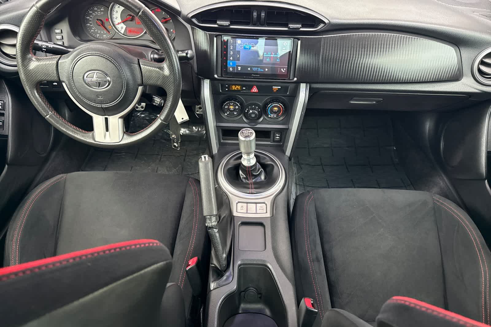 Used 2013 Scion FR-S RWD image 3