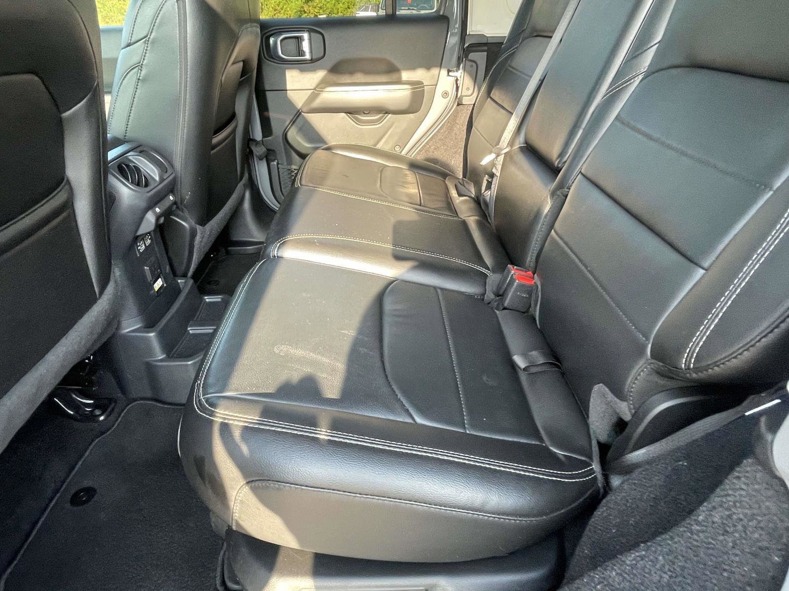 Used 2021 Jeep Wrangler Unlimited Sahara w/ Safety Group image 28