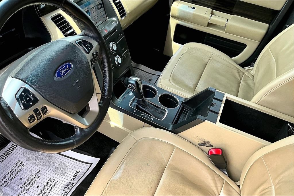 Used 2017 Ford Flex SEL w/ Equipment Group 202A AWD/4WD image 8