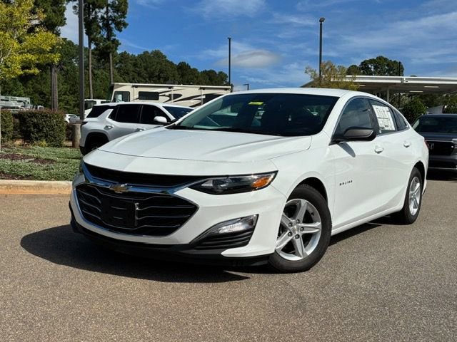 New 2025 Chevrolet Malibu LS w/ Driver Confidence Package image 2