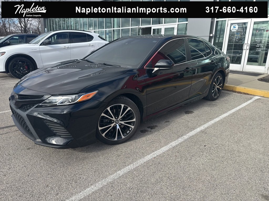 Used 2019 Toyota Camry XLE