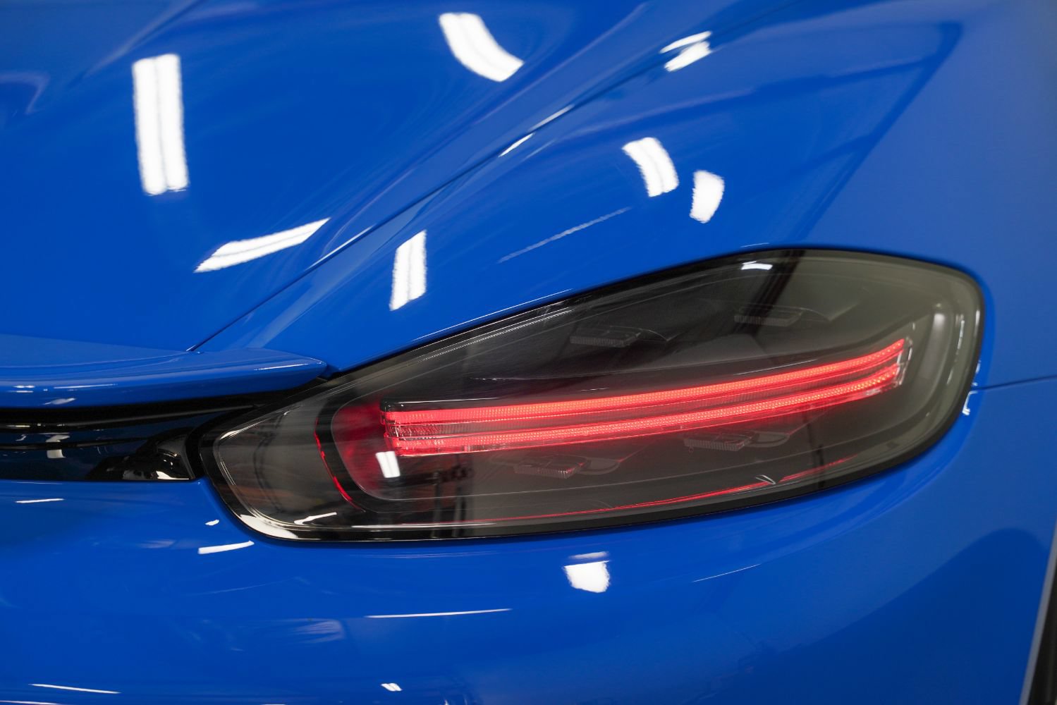 Used 2022 Porsche 718 Boxster RWD image 23