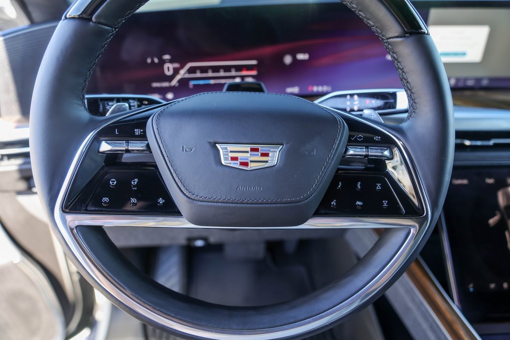 Certified 2025 Cadillac Escalade ESV Sport Platinum image 12