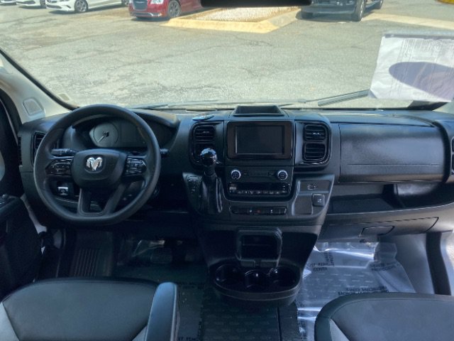 Used 2025 RAM ProMaster 2500 w/ Convenience Group FWD image 12