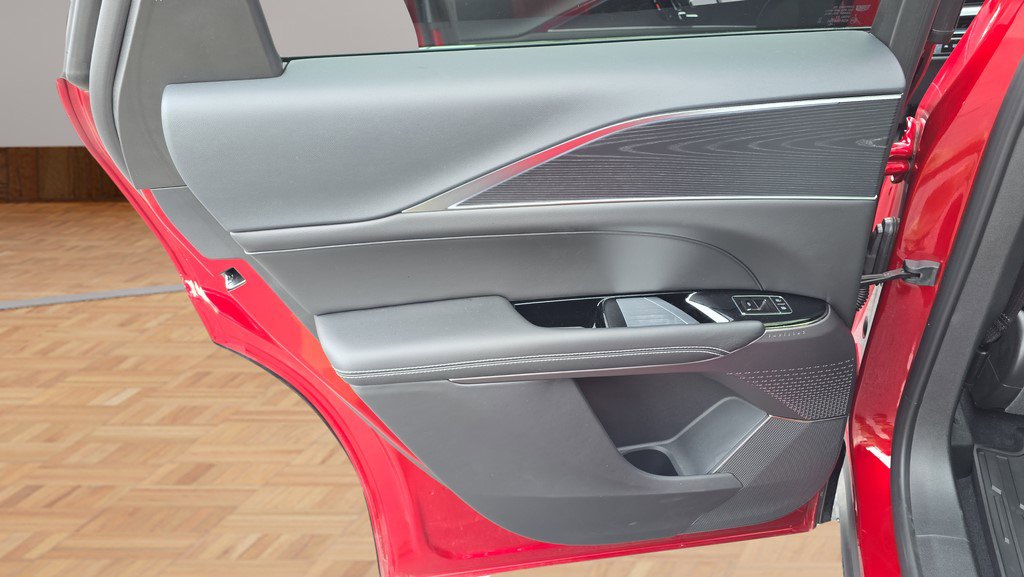 Certified 2025 Cadillac Lyriq Sport image 17