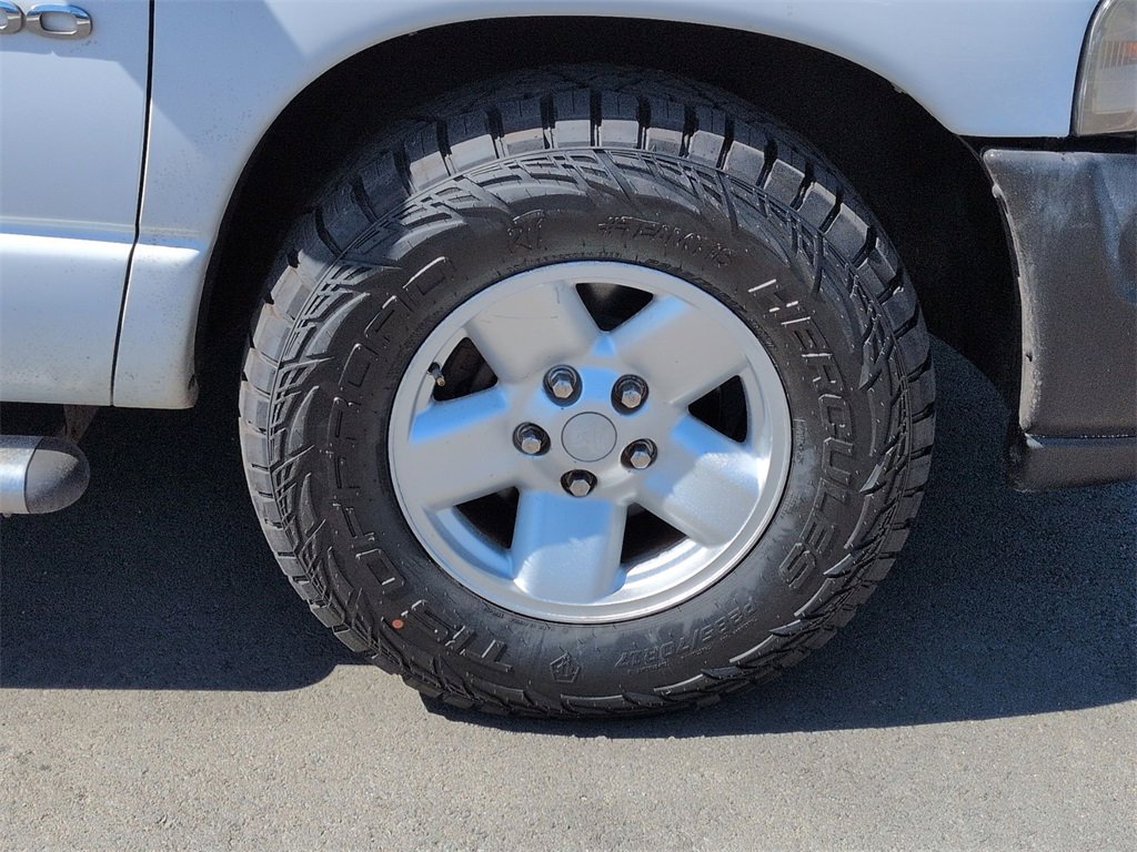 Used 2003 Dodge Ram 1500 Truck SLT image 21