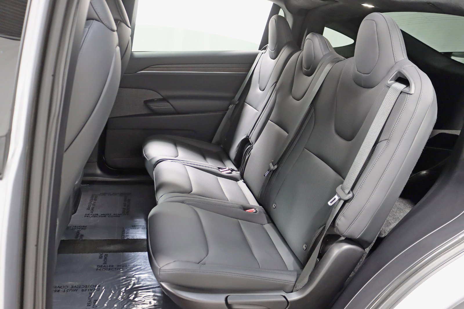 Used 2025 Tesla Model X image 33