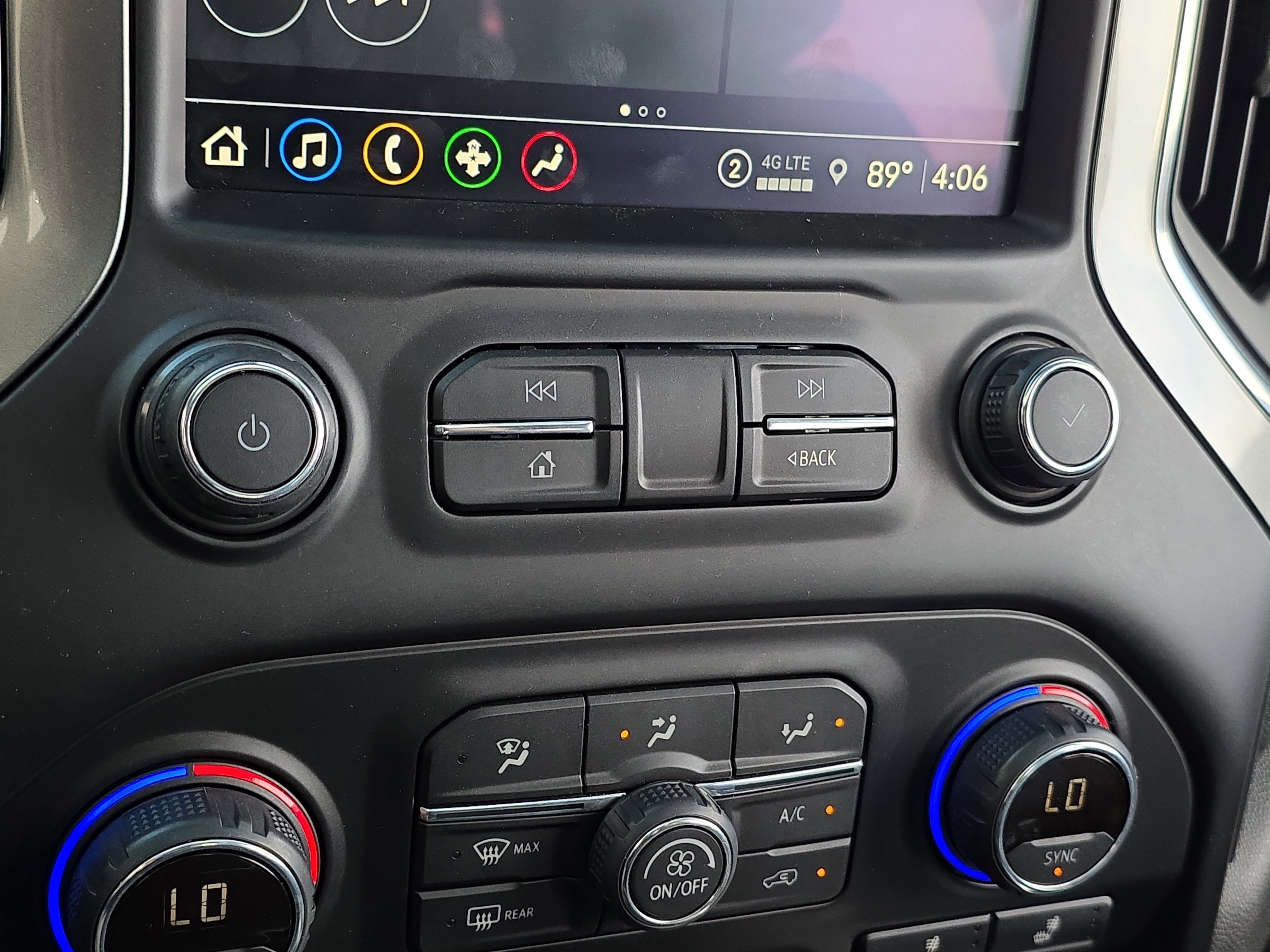 Used 2021 Chevrolet Silverado 1500 LT Trail Boss w/ Convenience Package II image 23