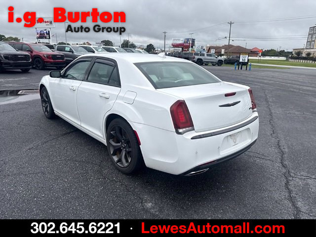 Used 2021 Chrysler 300 S RWD image 5