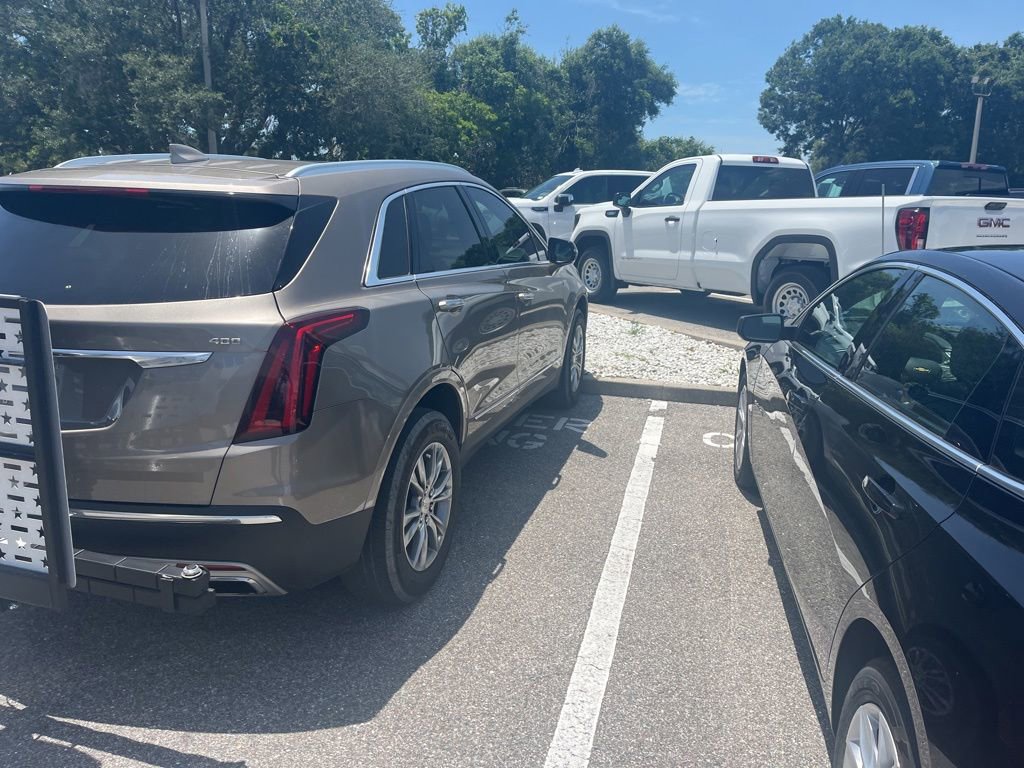 Used 2023 Cadillac XT5 Premium Luxury FWD image 4