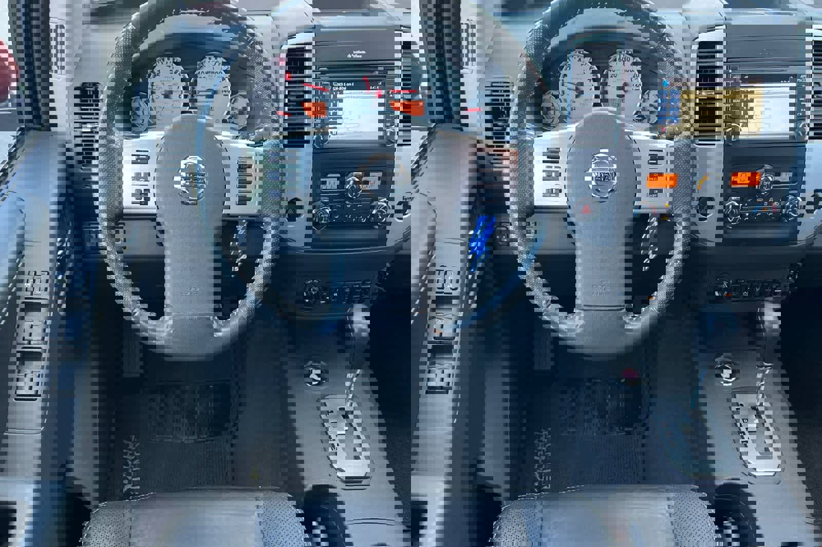 Used 2021 Nissan Frontier PRO-4X w/ Pro-4x Utility Package image 15