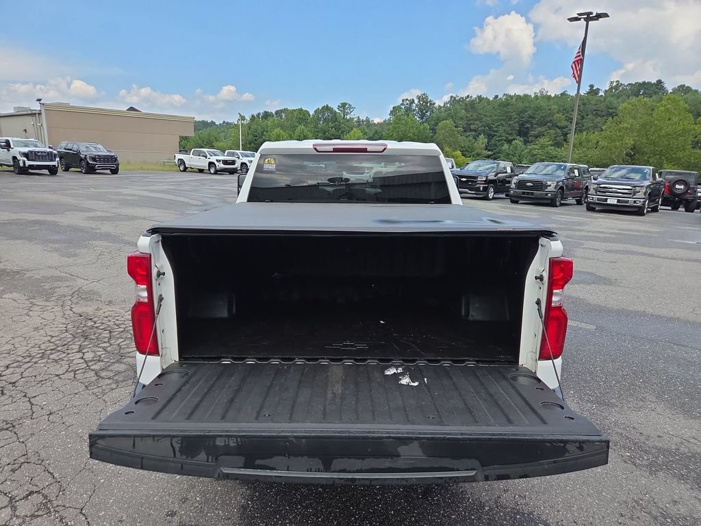 Used 2019 Chevrolet Silverado 1500 Custom w/ Custom Max Trailering Package AWD/4WD image 22