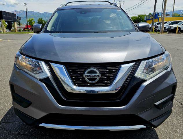 Used 2019 Nissan Rogue SV w/ Premium Package AWD/4WD image 2