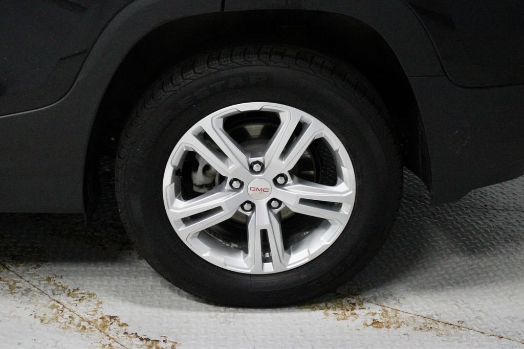 Used 2024 GMC Terrain SLE AWD/4WD image 18
