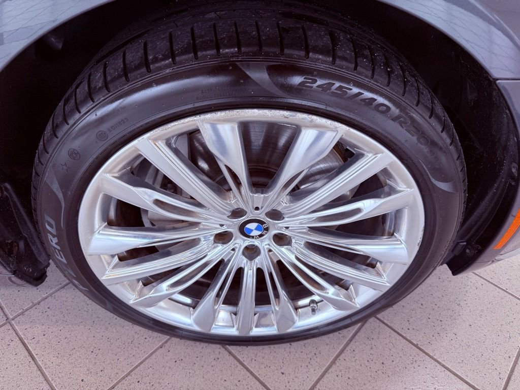 Used 2017 BMW 750i xDrive image 20