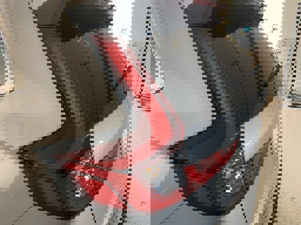 Used 2026 Honda CR-V EX-L image 11