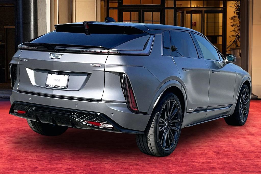 New 2026 Cadillac Lyriq V w/ LPO, Floor Liner Package AWD/4WD image 6