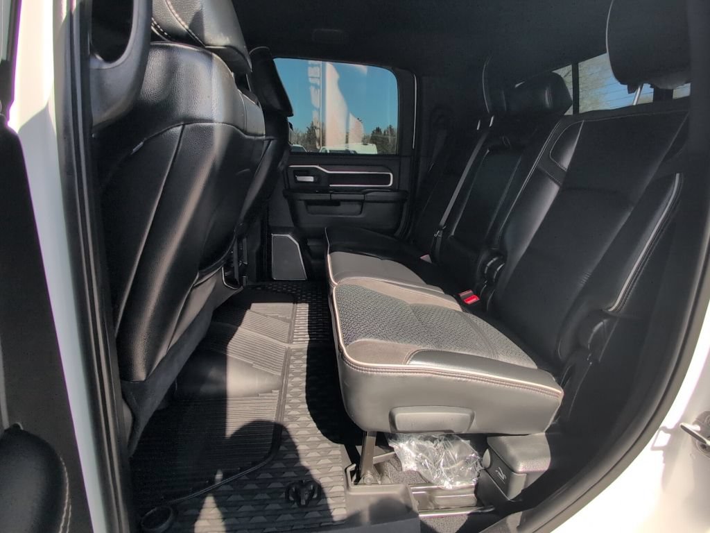 Certified 2025 RAM 3500 Laramie AWD/4WD image 24