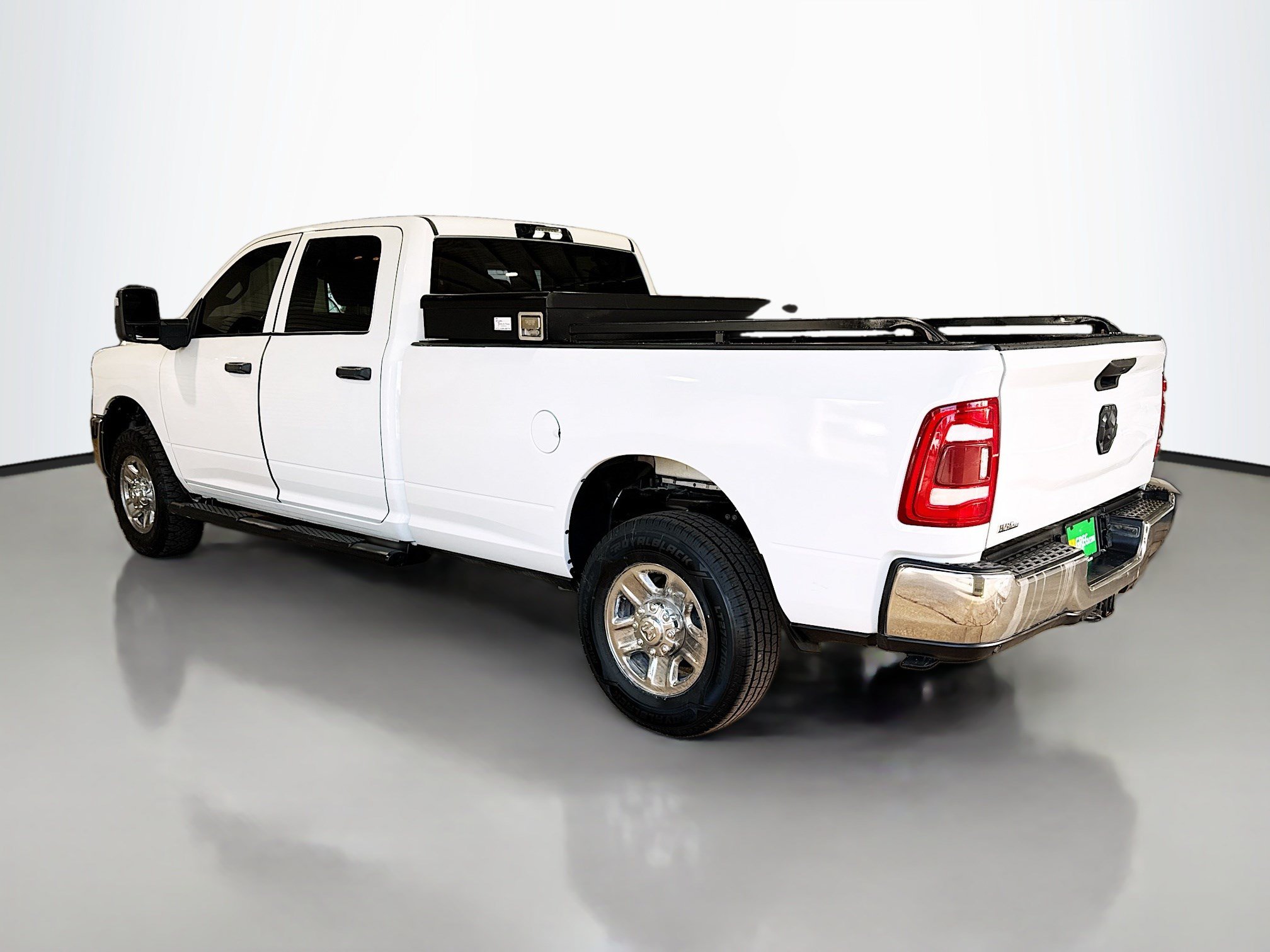 Used 2024 RAM 2500 Tradesman w/ Safety Group AWD/4WD image 7